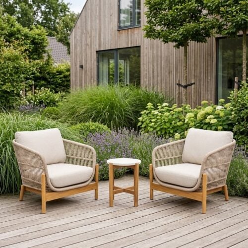 Terracina Havemøbelsæt med Ben i Massiv Akacietræ & Hvid Bordplade inkl. Beige Hynder fra House Nordic | bord + 2 Loungestole - Billede 1