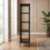 ai-miljoe-2-carmel-vitrineskab-i-sort-st-l-med-gyldent-h-ndtag-fra-unique-furniture-40x58x160cm-237030 Carmel Vitrineskab i Sort Stål med Gyldent Håndtag fra Unique Furniture | 40x58x160cm - Billede 2