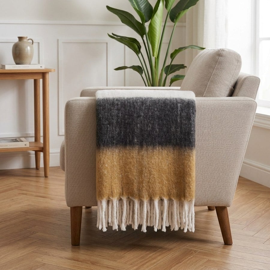ai-miljoe-2-sintra-plaid-i-fra-house-nordic-130x170-cm-164296 Sintra plaid i fra House Nordic | 130x170 cm - Billede 2