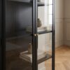 ai-miljoe-3-carmel-skab-i-sort-st-l-med-gyldne-h-ndtag-fra-unique-furniture-40x90x190cm-236834 Carmel Skab i Sort Stål med Gyldne Håndtag fra Unique Furniture | 40x90x190cm - Billede 3