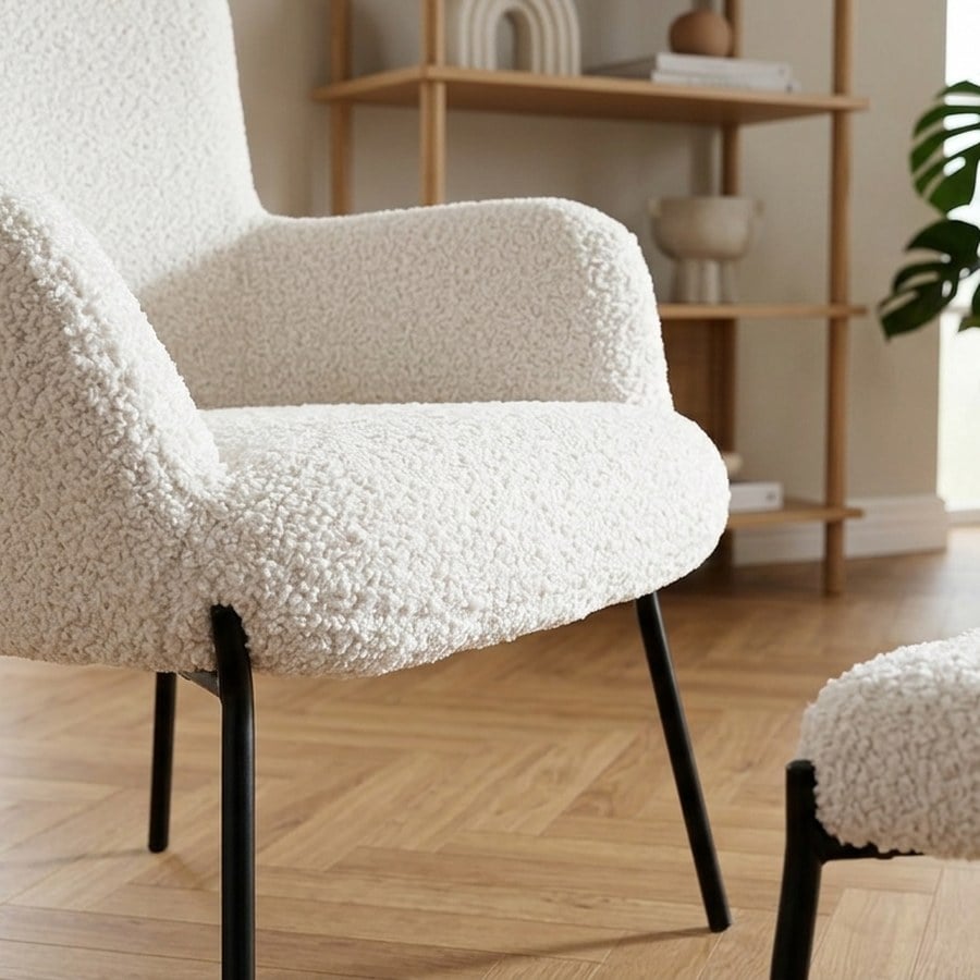 Glasgow Loungestol og Fodskammel Sæt i Hvid Polyester med Fyrretræ og Stål Stel fra House Nordic | L79/425xB70/63xH98/39cm 73x75x76 cm - Billede 3