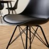 ai-miljoe-3-oslo-spisebordsstol-i-sort-fra-house-nordic-48x55x84cm-224881 Oslo Spisebordsstol i Sort fra House Nordic | 48x55x84cm - Billede 3