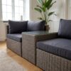 Rossi Lounge Sofasæt i Kubugrå Rattan & Mørkegrå Hynder fra House Nordic - Billede 3