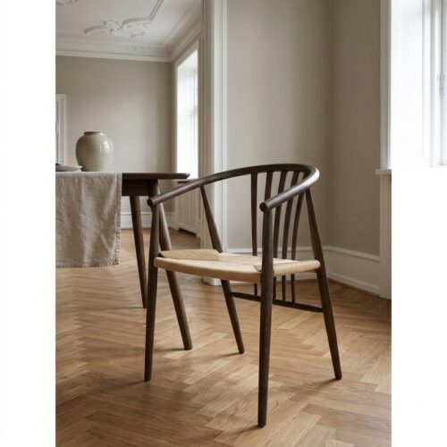 Agustin Spisebordsstol i Smoked Egetræ med Sæde i Naturflet fra House Nordic | B57xL52xH78 cm - Billede 1