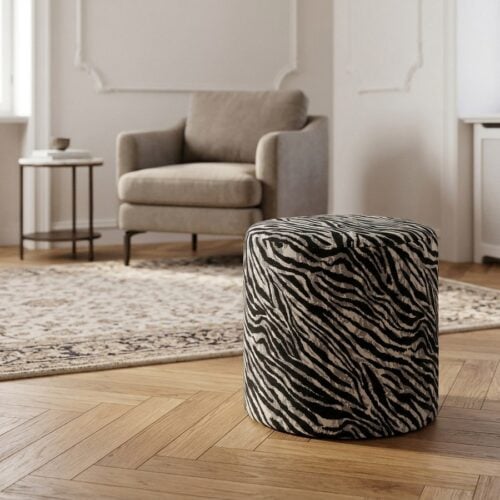 Kimberley Puf i Sort/Hvid Polyester fra House Nordic | &Oslash;40xH40 cm - Billede 1