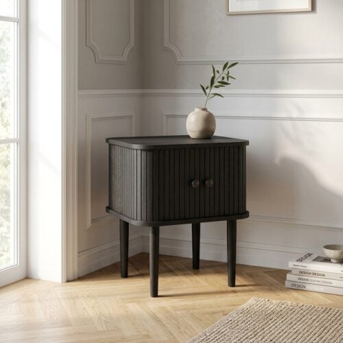 Nikko Hjørnebord i Sort MDF & Fyrretræ med 2 Låger fra House Nordic | L45xB40xH50,5 cm - Billede 1