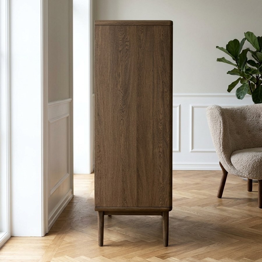 ai-miljoe-web-2-darwin-skab-i-m-rkebrun-egetr-fra-house-nordic-b100xd40xh140-cm Darwin Skab i Mørkebrun Egetræ fra House Nordic | B100xD40xH140 cm - Billede 2