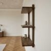 ai-miljoe-web-2-townsville-v-ghylde-i-m-rkebrun-egetr-fra-house-nordic-b50xd20xh75-cm Townsville Væghylde i Mørkebrun Egetræ fra House Nordic | B50xD20xH75 cm - Billede 2