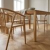 ai-miljoe-web-3-bowen-spisebordss-t-med-agustin-spisebordsstole-i-natur-egetr-fra-hous Bowen Spisebordssæt med Agustin Spisebordsstole i Natur Egetræ fra House Nordic | 6 Stole & 1 Bord - Billede 3