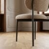 ai-miljoe-web-3-isola-spisebordsstol-i-lysebrun-polyester-ben-i-m-rkebrun-metal-fra-ho Isola Spisebordsstol i Lysebrun Polyester & Ben i Mørkebrun Metal fra House Nordic | B58xD90xH53 cm - Billede 3