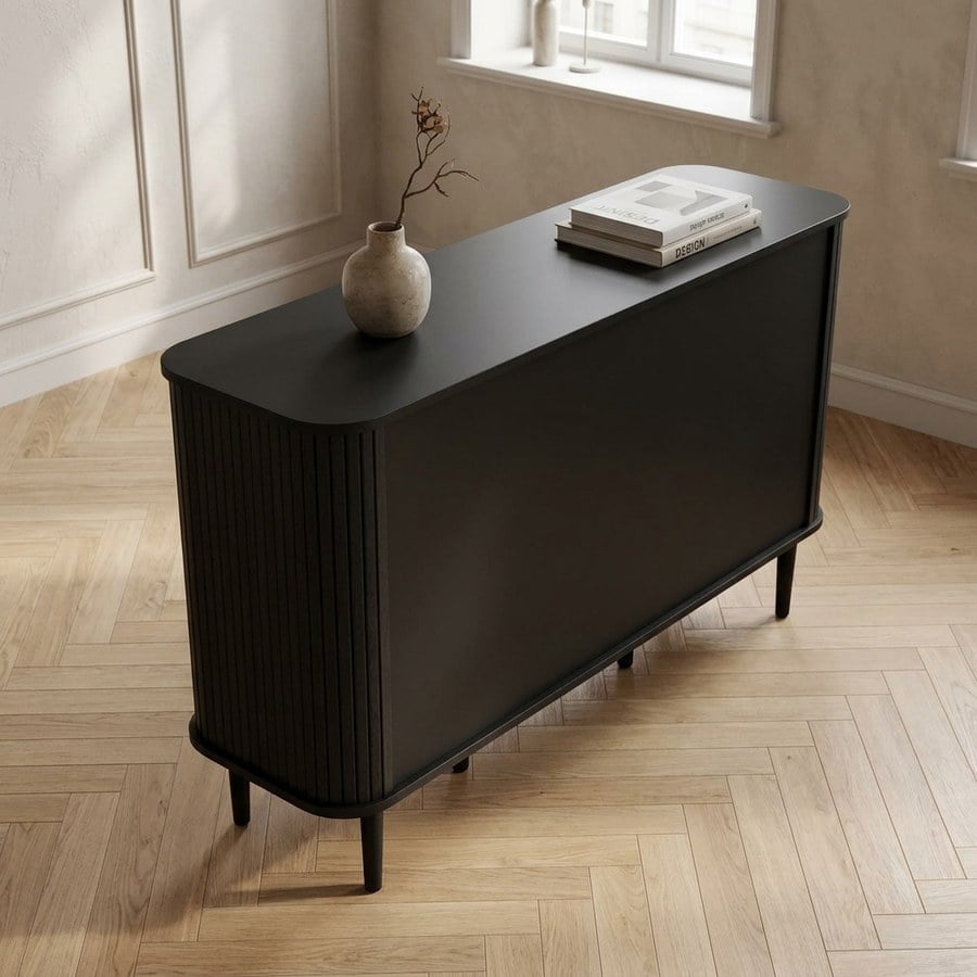 ai-miljoe-web-3-nikko-sk-nk-i-sort-mdf-fyrretr-med-2-l-ger-fra-house-nordic-l140xb40xh Nikko Skænk i Sort MDF & Fyrretræ med 2 Låger fra House Nordic | L140xB40xH79 cm - Billede 3