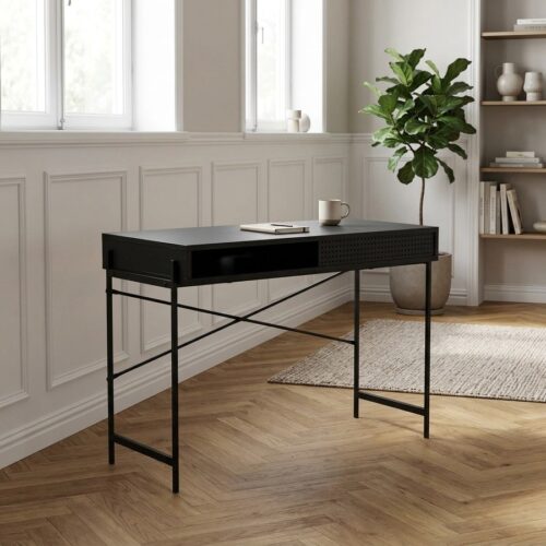 Angus Skrivebord i Sort Ask Melamin med Kabelgennemføring, Metal Mesh & Skydedør & Stel i Sort Stål fra Actona | BDH 110x50x75 cm - Billede 1